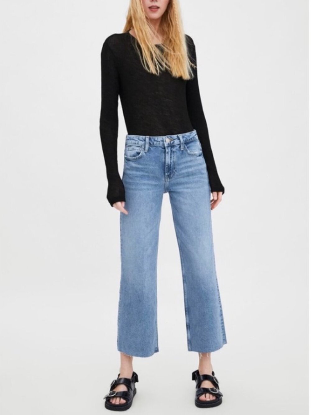 Zara jeans high rise wide leg size cropped size 6